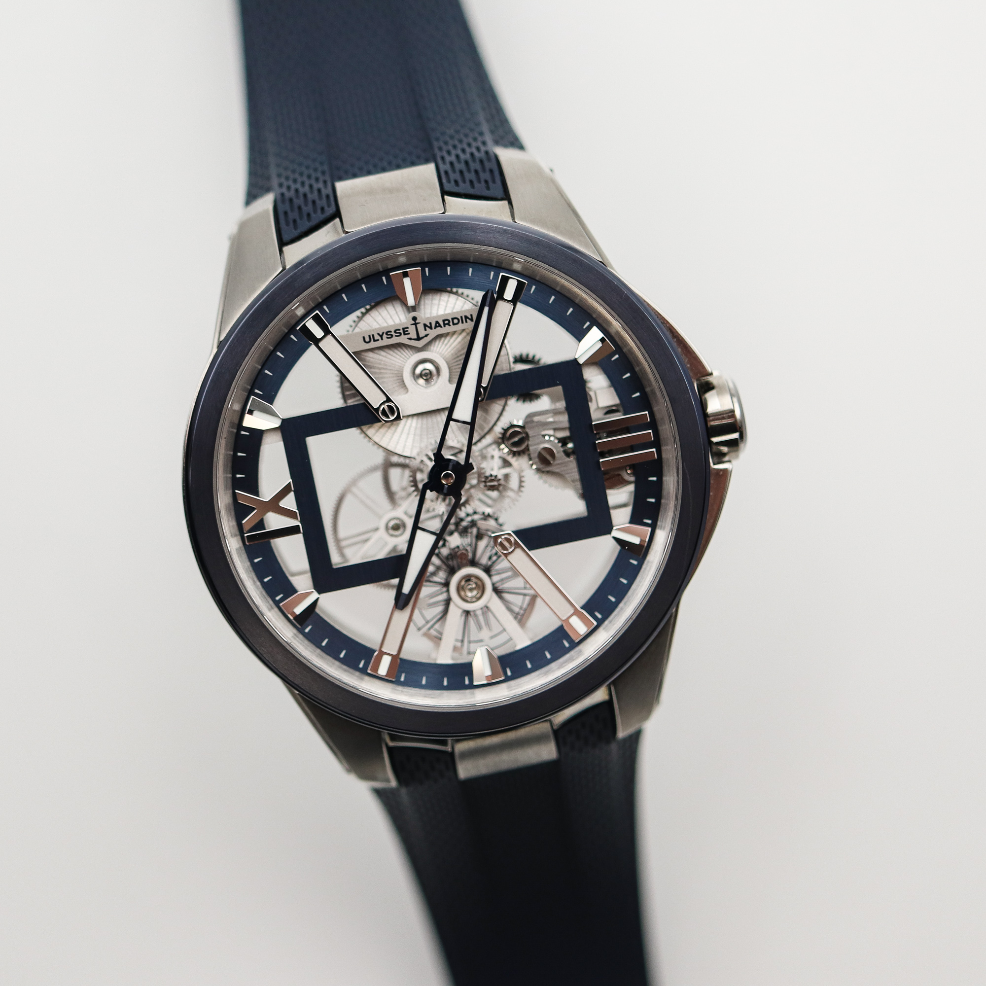 Ulysse Nardin  Skeleton X 42/43 mm