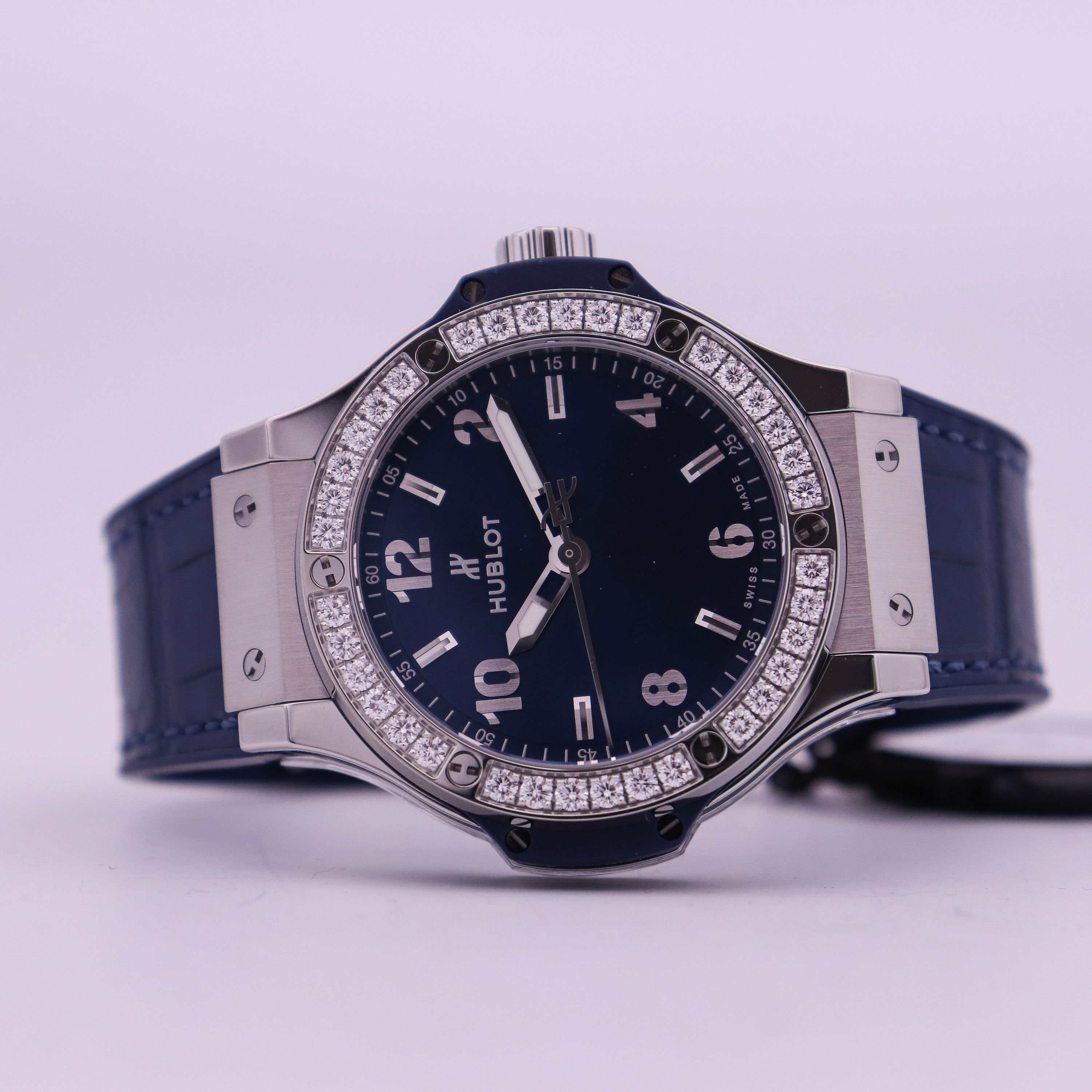 Hublot Big Bang 38 Diamonds