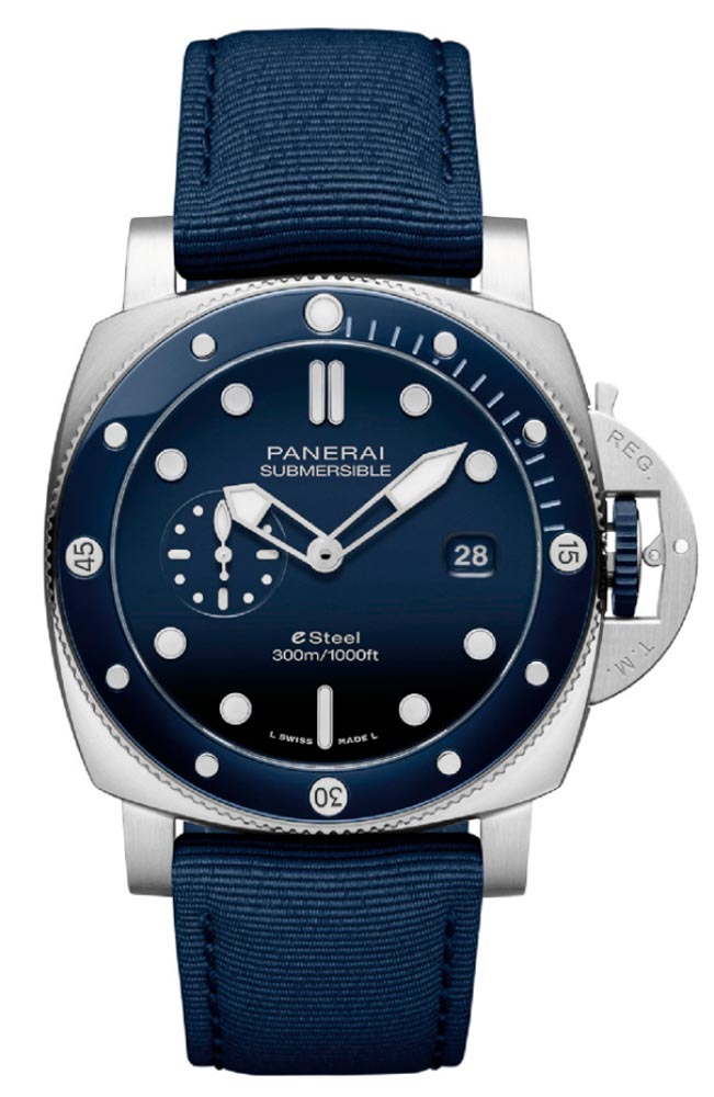 Panerai Submersible QuarantaQuattro ESteel™ Deep Blue