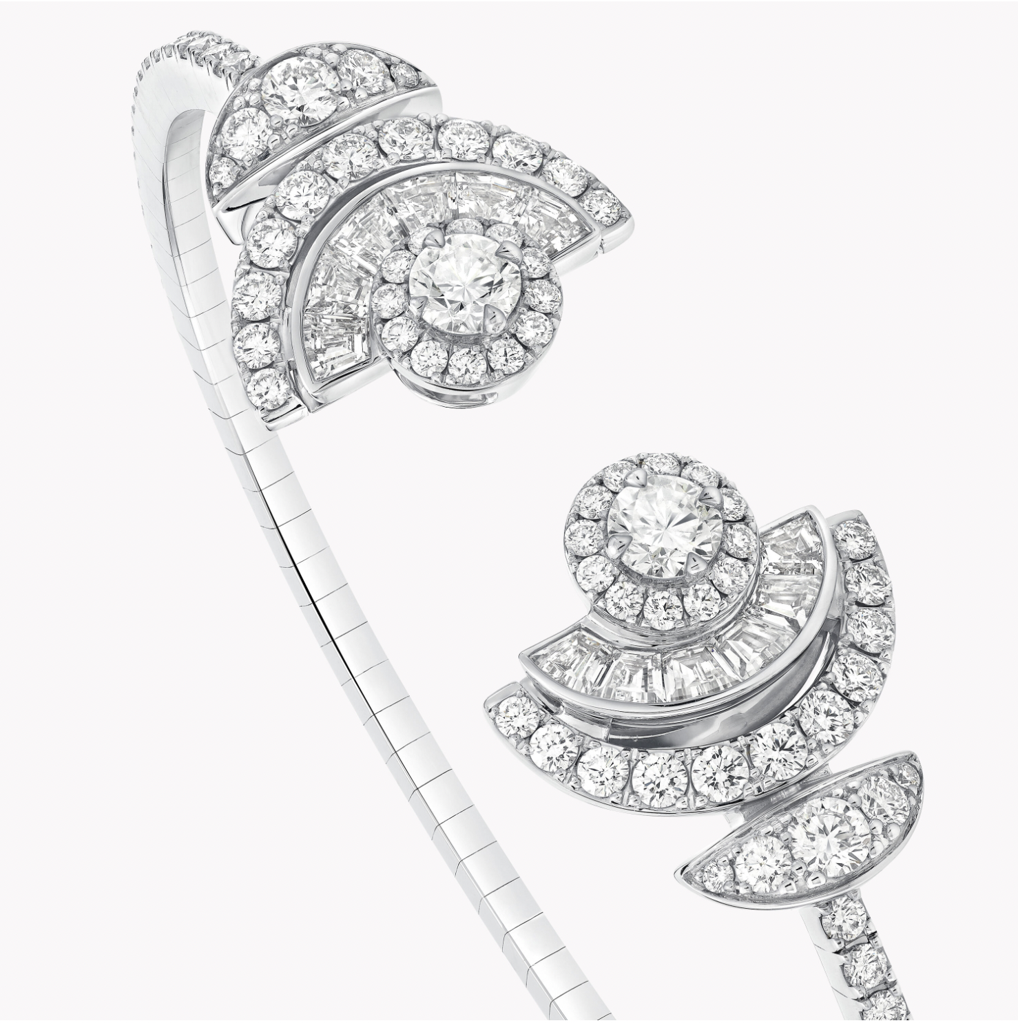 Graff Night Moon Baguette Cut Diamond Bangle Браслет