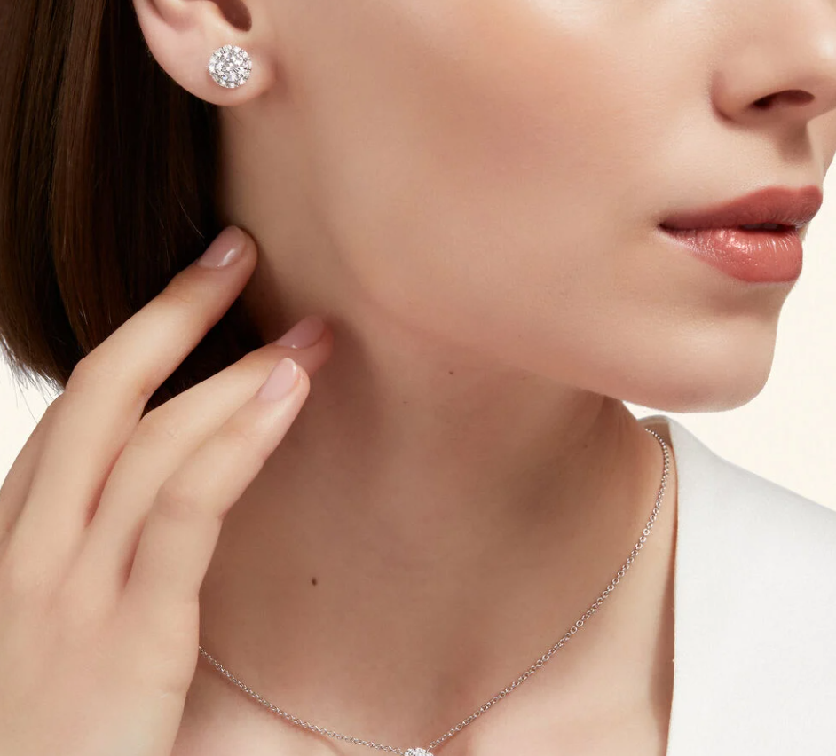 Graff Icon Round Diamond Pendant Necklace