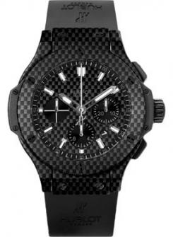 Hublot Big Bang 44 Carbon
